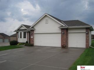16709 Jaynes Cir, Omaha, NE 68116-3720