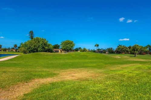 3111 Boca Ciega Dr, Naples FL 34112-6105 exterior