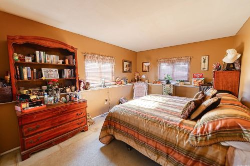 1596 Roosevelt Ave, Bohemia NY 11716-1407 exterior