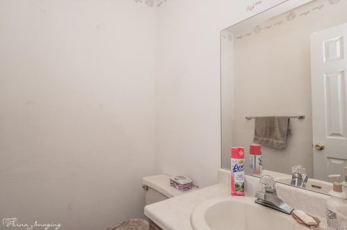 24 Jimal Dr, Middletown NY 10940-3650 exterior