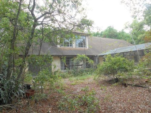 561 Country Club Rd, Lake Mary FL  32746-4228 exterior