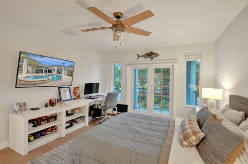 5052 24 Cir, Boca Raton FL 33431-4330 exterior