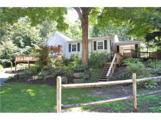 1421 Charlton Hts Rd, Moon Twp PA  15108-3016 exterior