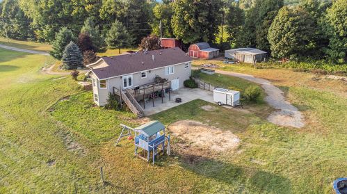 14988 White Creek Ave, Cedar Springs MI 49319-8612 exterior