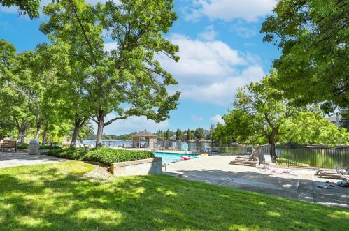 3116 Collingswood Dr, Folsom CA  95762-6214 exterior