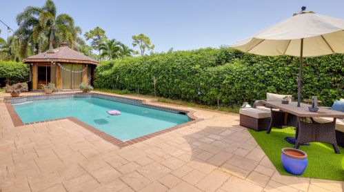 2414 30 Rd, Boca Raton FL 33431-6370 exterior