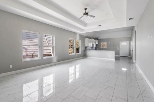 4234 Easter Ave, Dallas TX 75216-3242 exterior