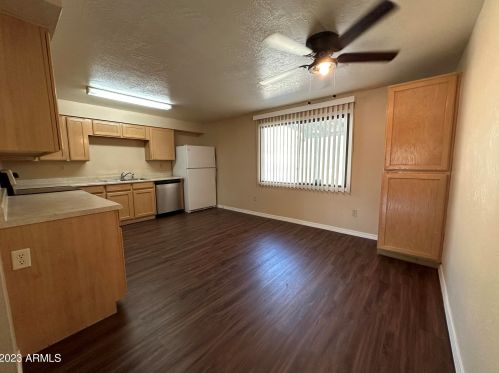 13625 15th Dr, Phoenix AZ  85023-6102 exterior