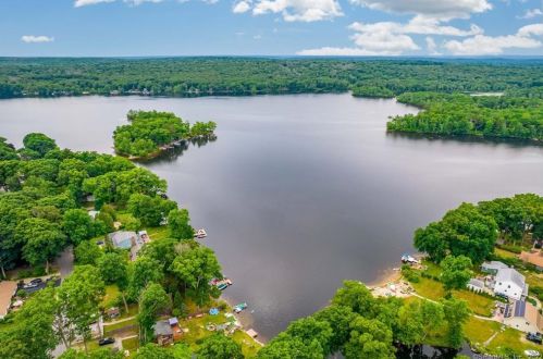 177 Lk Shr Dr, Exeter CT 06249-1934 exterior