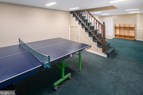 102 Kelly Ln, Media PA 19063-2018 exterior