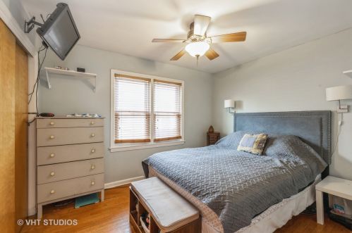 6236 Melvina Ave, Chicago IL 60638-4308 exterior