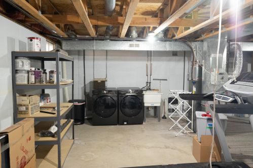 1368 Norton Ave, Meskegon MI 49441-4319 exterior