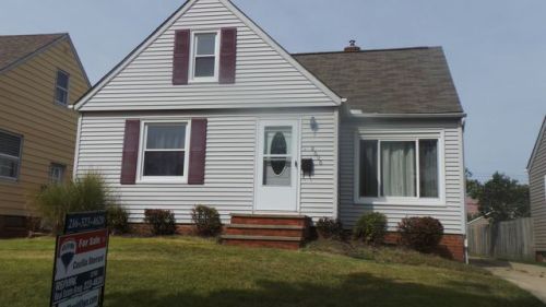 8606 Beech Ave, Cleveland, OH 44144-2651