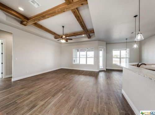 1415 Paladin Trl, Spring Branch TX 78070-4960 exterior