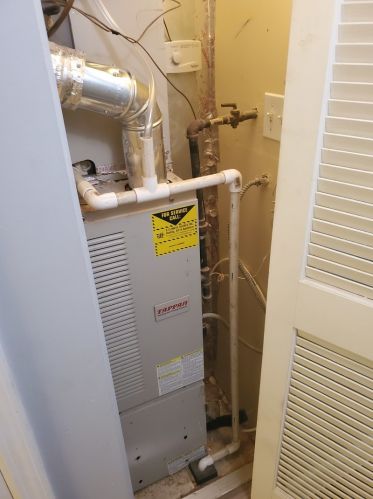 7515 Damen Ave, Chicago IL  60645-2148 exterior