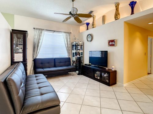 8292 Bermuda Sound Way, Boynton Beach FL 33436-1726 exterior