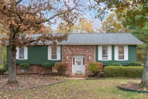 2236 Haven Crest Dr, Chattanooga TN  37421-2810 exterior