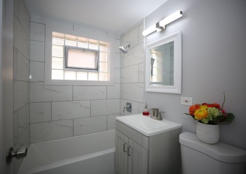 5124 Melvina Ave, Chicago IL  60638-1431 exterior