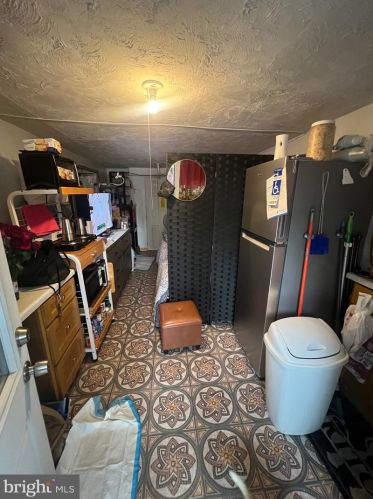 1226 Cayuga St, Philadelphia PA 19124-3843 exterior