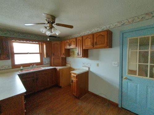 808 2nd St, Duluth MN 55802-2013 exterior