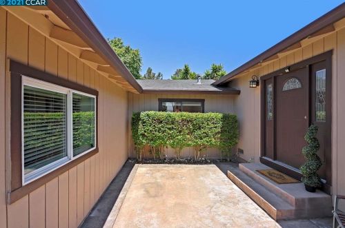 3715 Sunview Way, Concord, CA 94520-1347