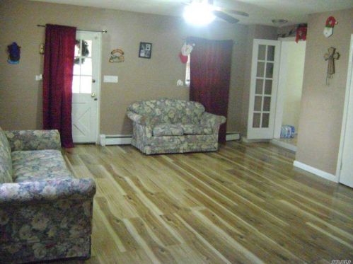 10 Birch Dr, Huntington Station NY 11746-3003 exterior