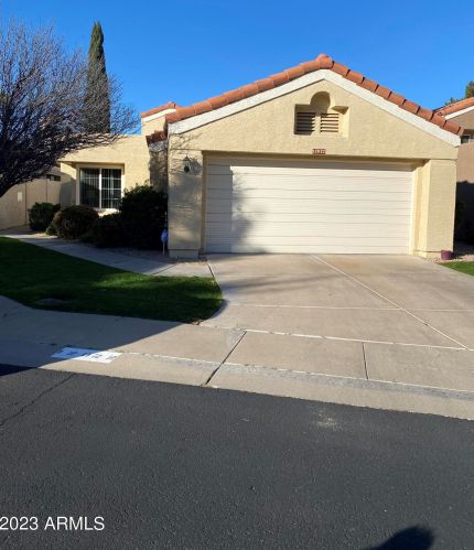 12018 40th Way, Phoenix AZ  85028-1501 exterior