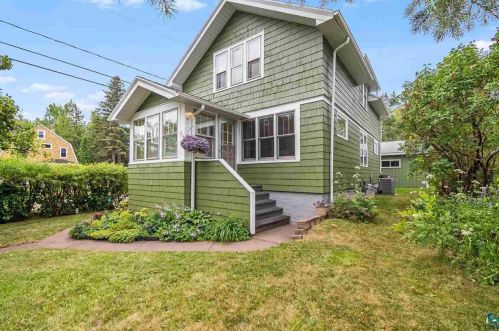 719 43rd Ave, Duluth, MN 55804-1921