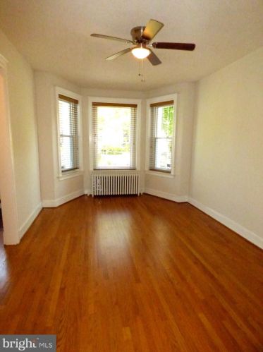 122 Adams St, Washington DC  20001-1611 exterior