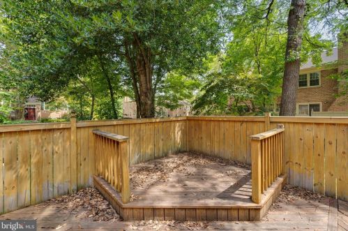 11352 Empire Ln, Rockville MD 20852-2870 exterior