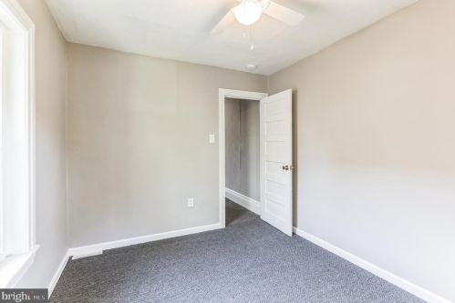 565 Jefferson Ave, Pottstown PA 19464-4721 exterior