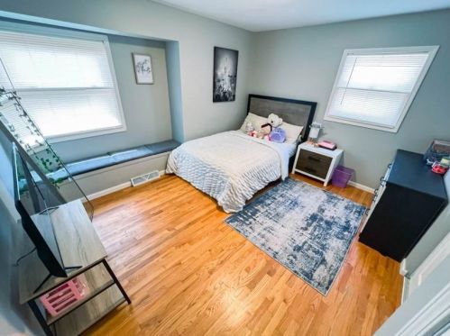 7926 Denver Ave, Milwaukee WI  53223-4940 exterior