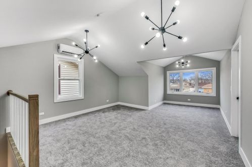 6507 Raven St, Chicago IL  60631-2517 exterior