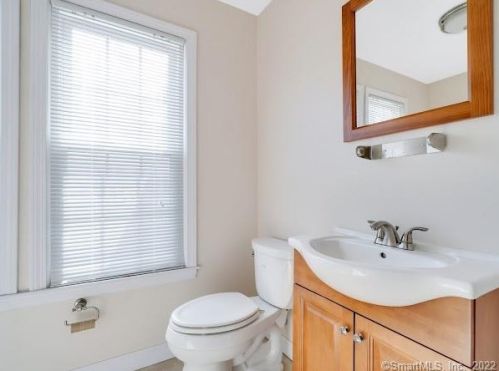 45 Fair St, Wallingford CT 06492-4208 exterior