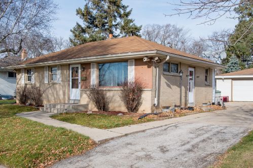 8638 Lynx Ave, Milwaukee, WI 53225-1930