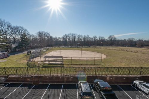 306 Regency Pl, Woodbridge NJ 07095-1036 exterior