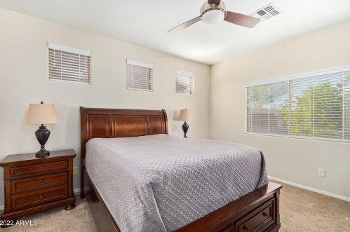 7810 15th Way, Phoenix AZ  85042-6734 exterior