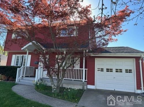 47 Frederick Pl, Old Bridge, NJ 08857-2535