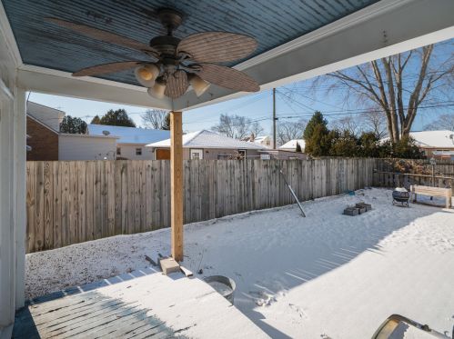 1618 16 St, Manitowoc WI 54220-6124 exterior