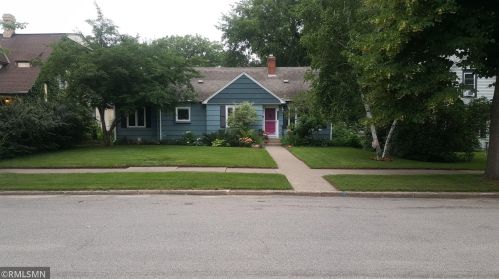 209 7 Ave, Princeton MN 55371-1520 exterior