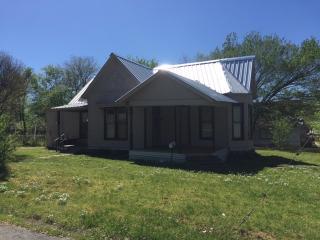 102 Texas St, Denison TX  75021-6627 exterior