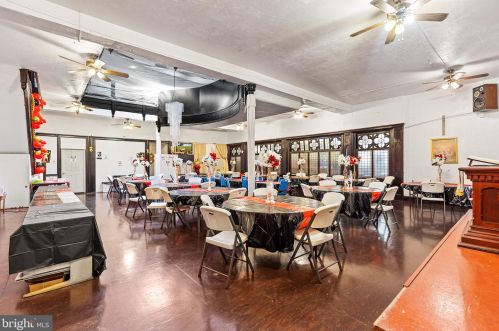 1600 18 St, Philadelphia PA 19145-1435 exterior