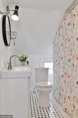 834 Algonquin Ave, Saint Paul MN 55119-3701 exterior