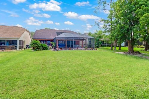 6773 Berwick Pl, Naples, FL 34104-8312