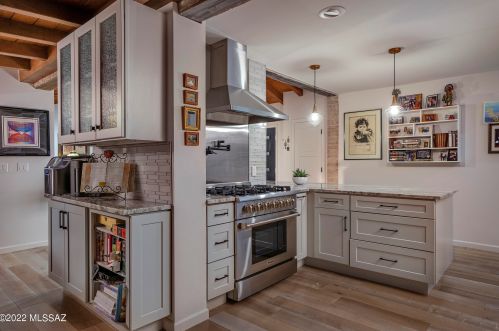 8305 Pima St, Tucson AZ  85715-5219 exterior