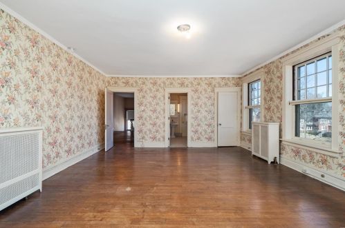 16 Kingsbury Pl, Saint Louis MO 63112-1825 exterior