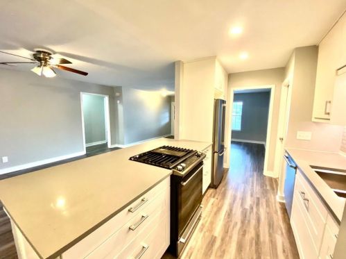 5903 Buffalo Pass, Austin TX  78745-3562 exterior