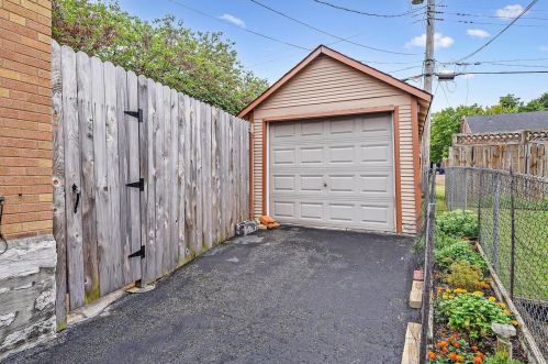 1127 Tamm Ave, Saint Louis MO 63139-3434 exterior