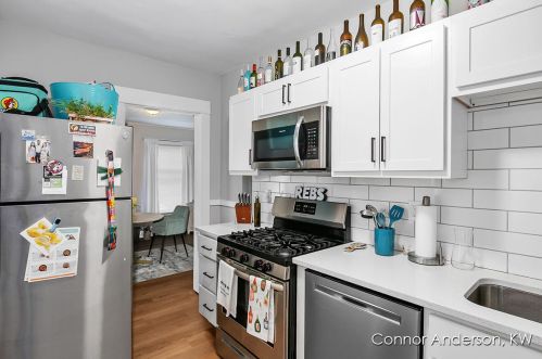 29 Eastern Ave, Grand Rapids MI 49507-3634 exterior