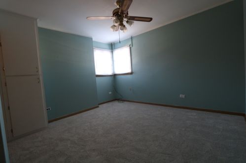 5200 Monitor Ave, Chicago IL 60638-1520 exterior